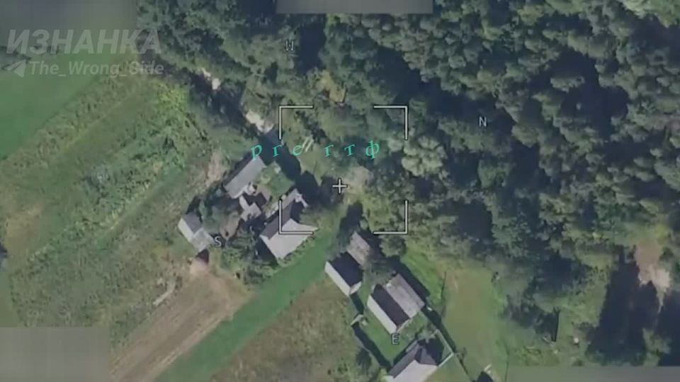 Кадры уничтожения нескольких ПВД ВСУ в районе н.п. Прибынь Черниговской области