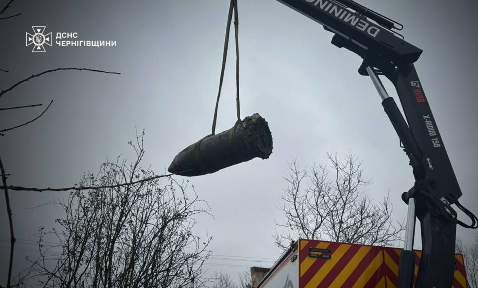 Осколочно-фугасная боевая часть гиперзвуковой ракеты «Кинжал», обнаруженная в Черниговской области