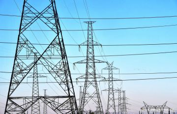 Часть абонентов в трех украинских областях остались без света