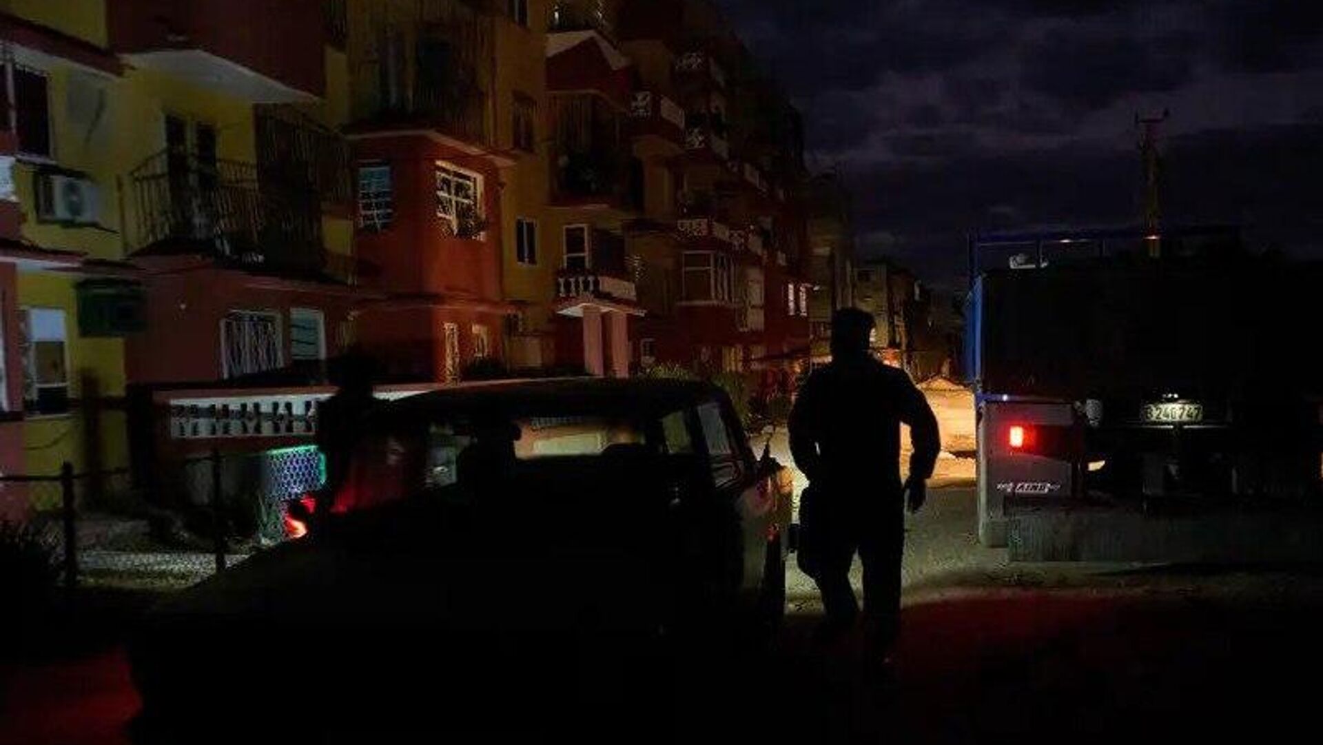 Завтра на всей Украине в течение дня будут действовать отключения электричества